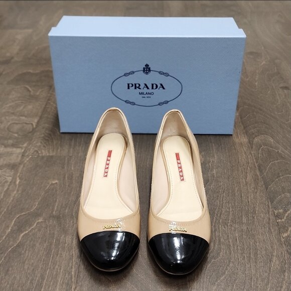 100% Authentic!! Prada Logo Black Beige Patent Block Heels Pumps - Picture 1 of 10